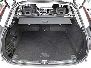 Volvo  Ultimate Dark AWD B4 Diesel EU6d Allrad HUD AD StandHZG digitales Cockpit Memory