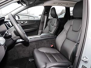 Volvo  Ultimate Dark AWD B4 Diesel EU6d Allrad HUD AD StandHZG digitales Cockpit Memory
