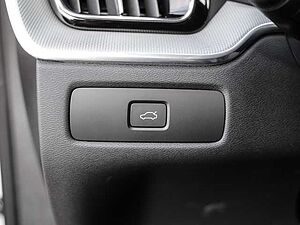 Volvo  Ultimate Dark AWD B4 Diesel EU6d Allrad HUD AD StandHZG digitales Cockpit Memory