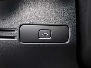 Volvo  Plus Dark 2WD B4 EU6d digitales Cockpit Memory Sitze Soundsystem HarmanKardon 36
