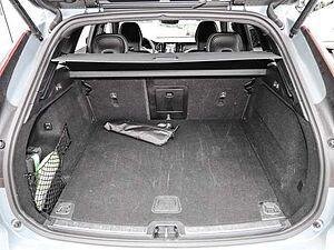 Volvo  Plus Dark AWD B5 Benzin EU6d Allrad Leder digitales Cockpit Memory Sitze Soundsy