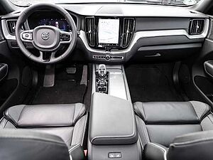Volvo  Plus Dark AWD B5 Benzin EU6d Allrad Leder digitales Cockpit Memory Sitze Soundsy