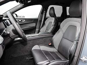 Volvo  Plus Dark AWD B5 Benzin EU6d Allrad Leder digitales Cockpit Memory Sitze Soundsy