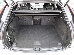 Volvo  Ultimate Dark AWD B5 Benzin EU6d Allrad HUD StandHZG Leder digitales Cockpit Mem