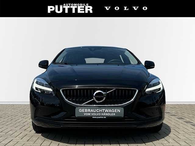 Volvo  T2 Momentum 17'' LED SHZ Rückfahrkamera PDC Frontscheibenh. Navi