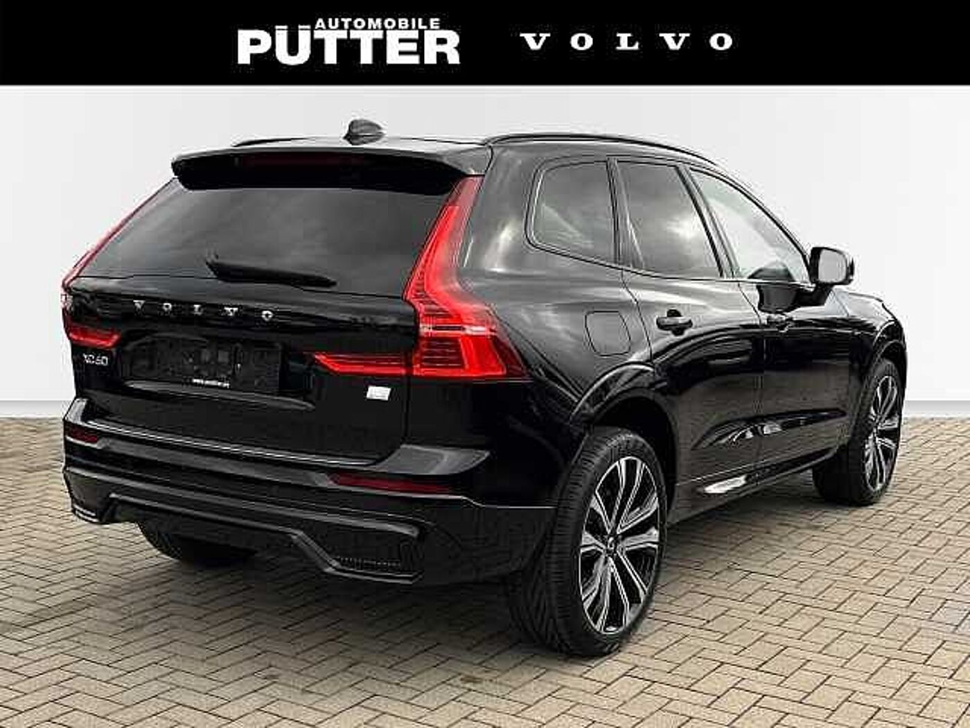 Volvo  Recharge T8 AWD R-Design 21'' AHK Luft StandHZG 360 Kamera ACC HUD Harman Panora