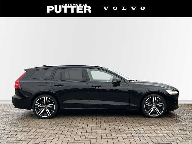 Volvo  Recharge T6 AWD R-Design 19'' AHK StandHZG HUD ACC Rückfahrkam. Harman Panorama