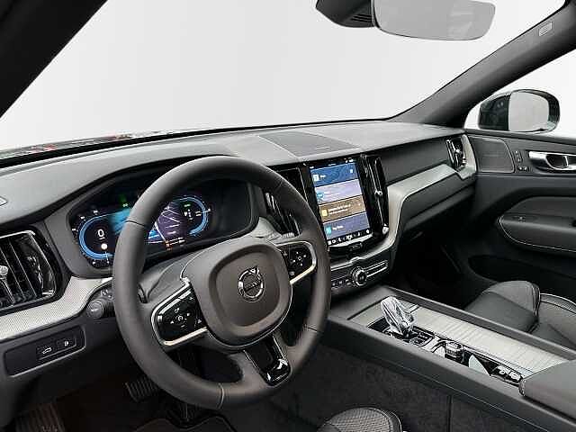 Volvo  Recharge T6 AWD Plus Black Edition 21'' StandHZG ACC 360 Kamera HarmanKardon