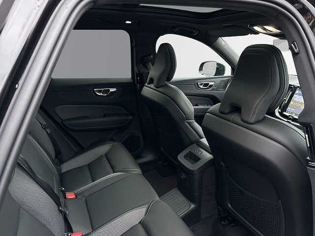 Volvo  Recharge T6 AWD Plus Black Edition 21'' StandHZG ACC 360 Kamera HarmanKardon