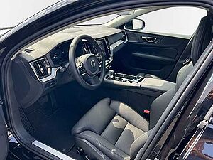 Volvo  Recharge T6 AWD Plus Dark 19'' ACC 360 Kamera Harman Kardon Totwinkelassistent