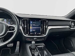 Volvo  Recharge T8 AWD R-Design Plug-In Hybrid 19'' Polestar AHK 360 Kamera LED DAB Tot