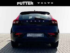 Volvo  T2 Momentum 17'' LED SHZ Rückfahrkamera PDC Frontscheibenh. Navi