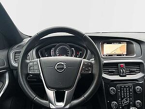 Volvo  T3 Geartronic Momentum 18'' LED NAVI Rückfahrkam. PDCv+h Beheizb. Frontsch. SHZ