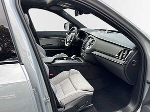 Volvo  Recharge T8 AWD Ultra Dark 7-Sitzer 22'' B&W HUD Luftfederung ACC StandHZG