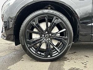 Volvo  Recharge T6 AWD Plus Black Edition 21'' StandHZG ACC 360 Kamera HarmanKardon