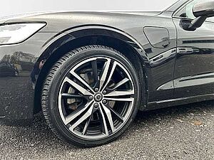 Volvo  Recharge T6 AWD R-Design 19'' Allwetter StandHZG AHK Panorama Harman Kardon