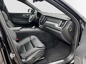 Volvo  B4 Diesel AWD Ultimate Dark 21'' AHK StandHZG ACC Panorama Harman Kardon