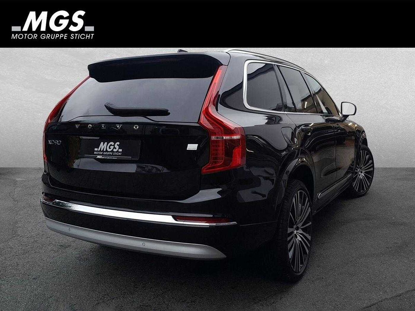 Volvo  Inscription Expression Plug-In Hybrid AWD