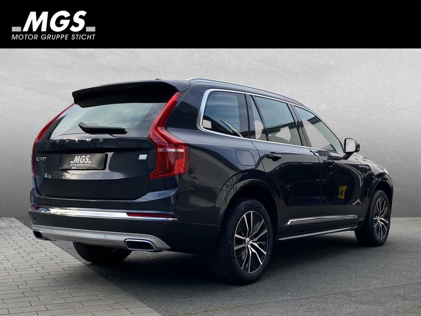 Volvo  Inscription Expression Recharge Plug-In