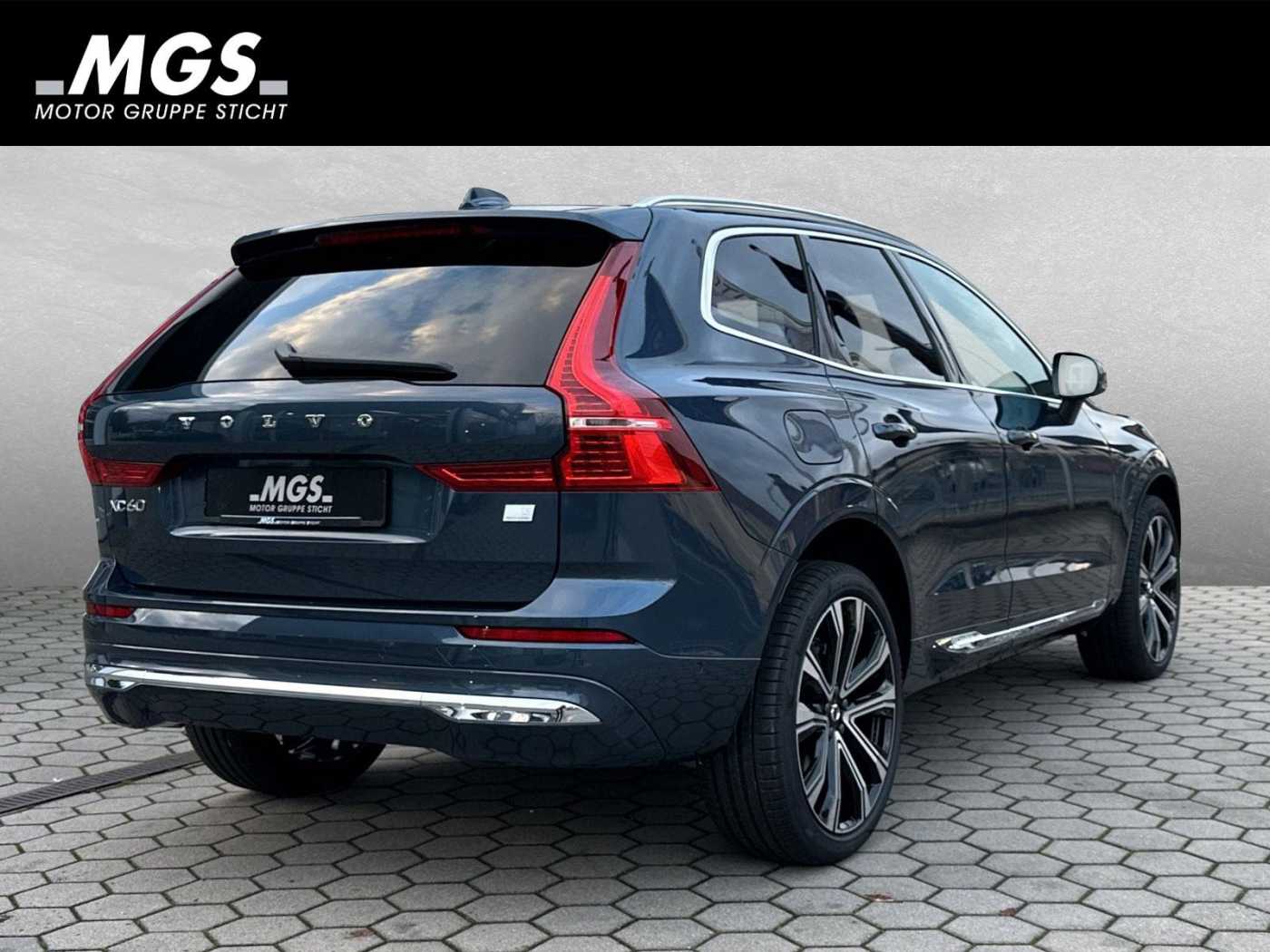 Volvo  Recharge AWD