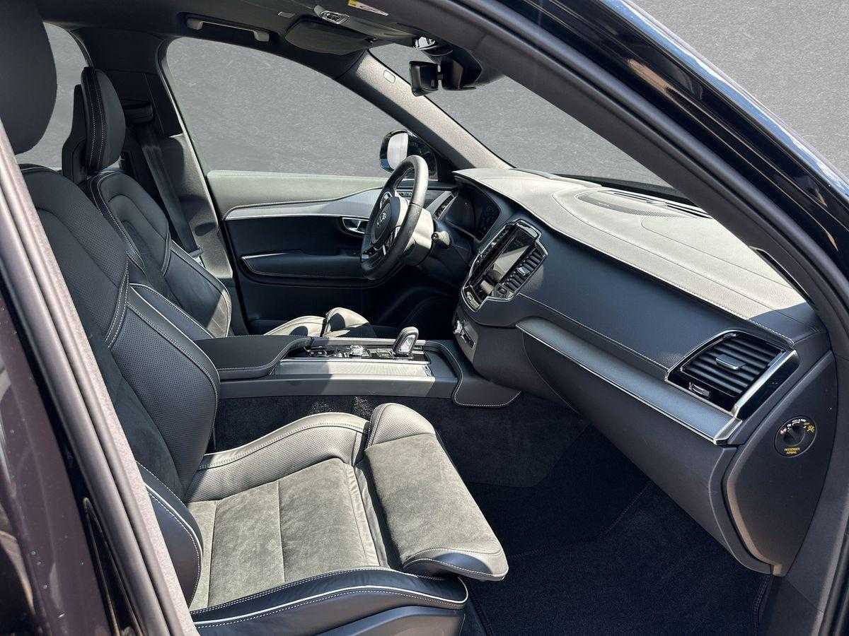 Volvo  R Design AWD