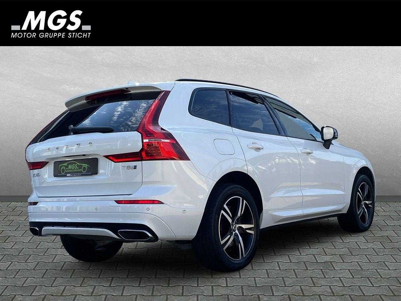 Volvo  XC60 T8 TWIN ENGINE AWD Automatikgetriebe (223+65kW/303+87PS) R-Design