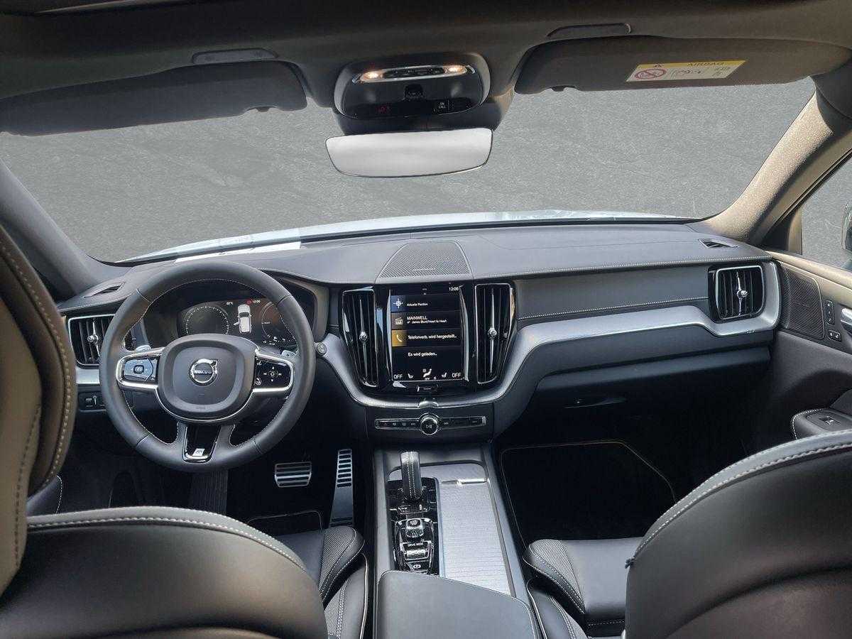 Volvo  XC60 T8 TWIN ENGINE AWD Automatikgetriebe (223+65kW/303+87PS) R-Design