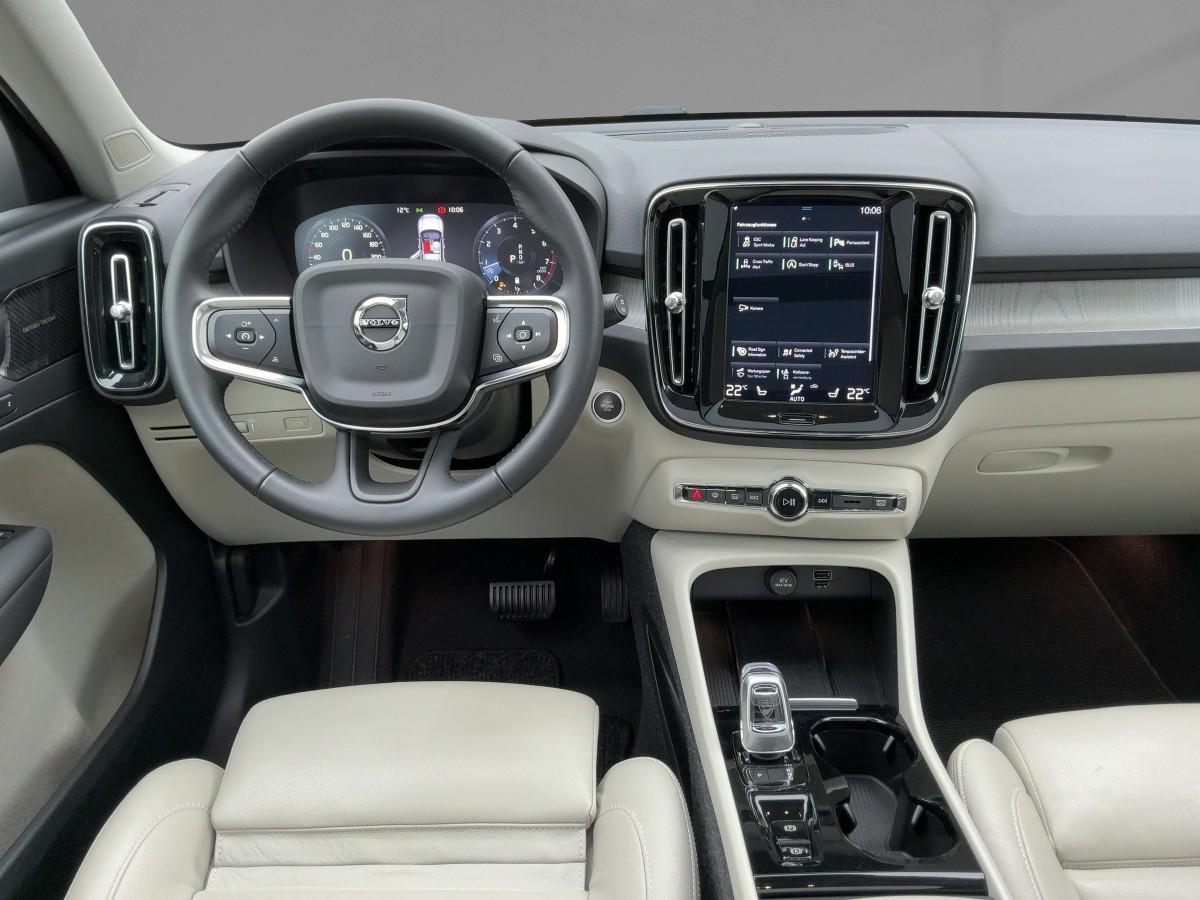 Volvo  XC40 Inscription, B4 Mild-Hybrid Benzin