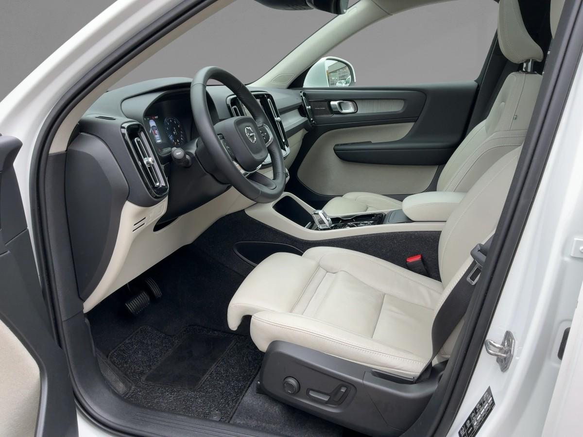 Volvo  XC40 Inscription, B4 Mild-Hybrid Benzin