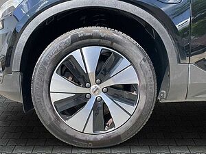 Volvo  Hybrid 2WD