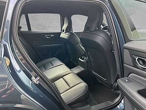 Volvo  R Design Recharge Plug-In Hybrid AWD