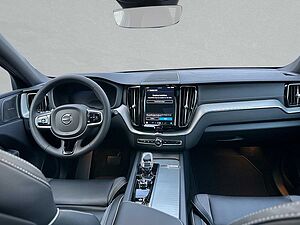 Volvo  Recharge AWD