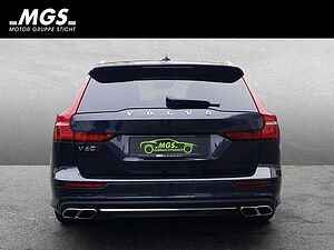 Volvo  Plug-In Hybrid AWD