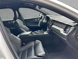 Volvo  R Design Recharge AWD
