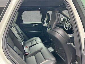 Volvo  R Design Recharge AWD