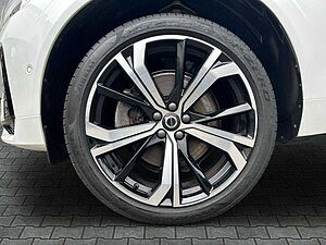 Volvo  R Design Recharge AWD