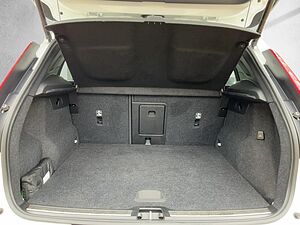 Volvo  XC40 Inscription, B4 Mild-Hybrid Benzin