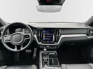 Volvo  Recharge T6 AWD R-Design Plug-In Hybrid 19'' ACC Panorama Harman SHZ StandHZG