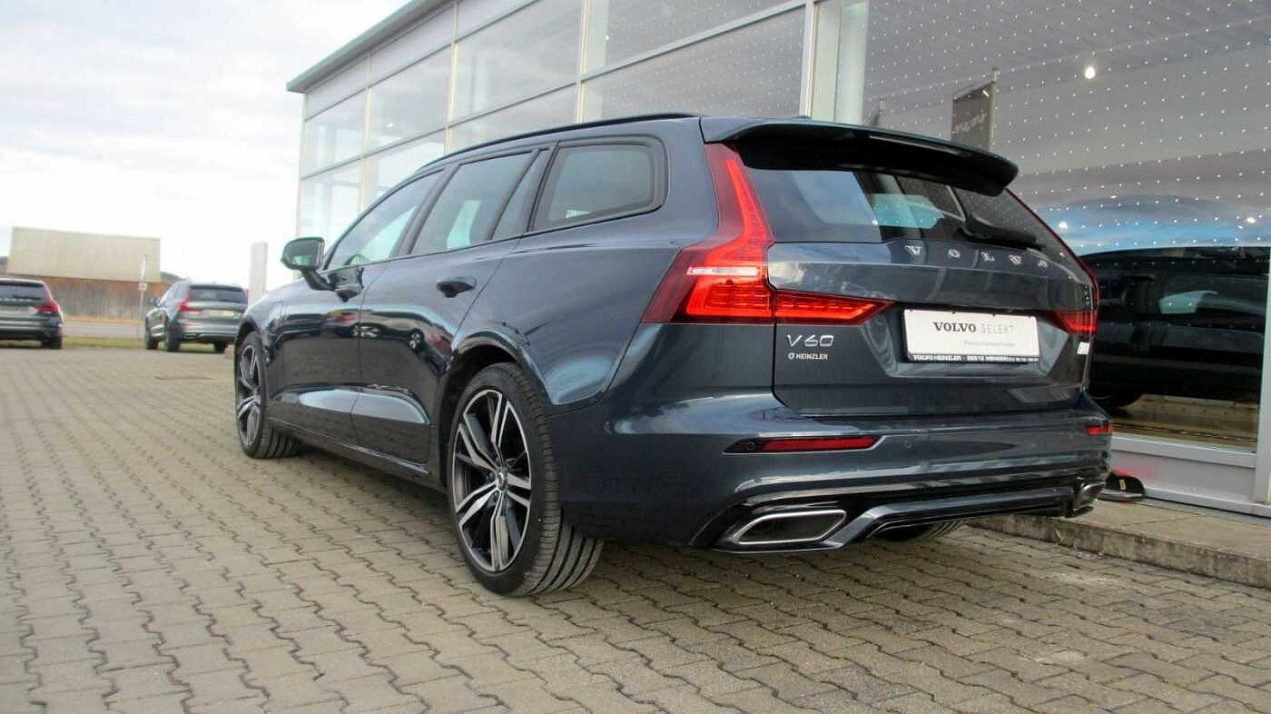 Volvo  T6 AWD Plus Dark Recharge AHK+MASSAGE+PANO