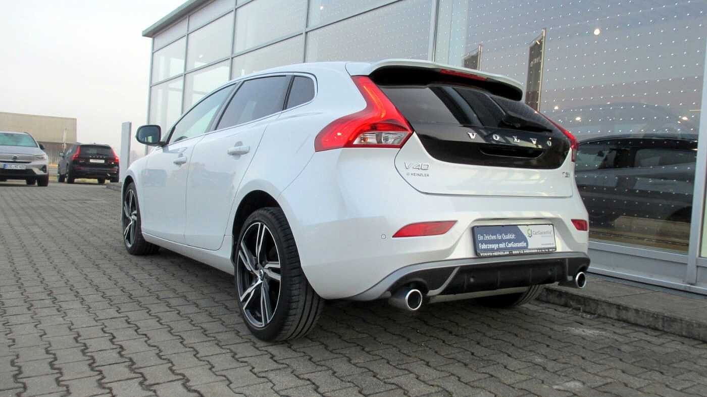 Volvo  V40 T3 Geartronic (112 kW/ 152 PS) R-Design