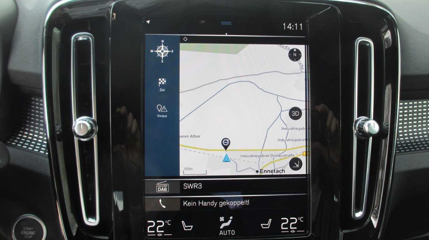 Volvo  B4 AWD R-Design +LED+ESITZ+ACC+BLIS+RFK+20'