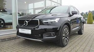 Volvo  XC40 T4 Automatikgetriebe (140kW/190PS) Momentum Pro