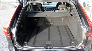 Volvo  T8 R Design Recharge Plug-In Hybrid AWD+HUD