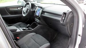 Volvo  B3 FWD Core +WP+EPH+ESITZ+RFK+LKH+TEILLEDER