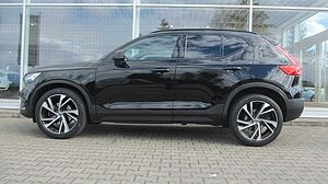 Volvo  B4 AWD R-Design +LED+ESITZ+ACC+BLIS+RFK+20'