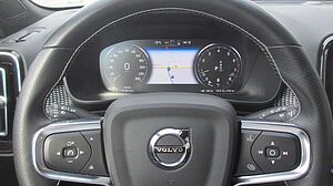 Volvo  B4 AWD R-Design +LED+ESITZ+ACC+BLIS+RFK+20'