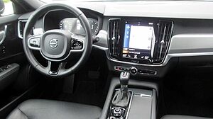 Volvo  V90 D5 AWD Automatikgetriebe (173kW/235PS) Momentum pro