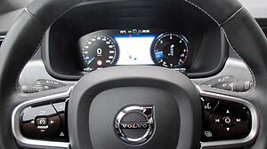 Volvo  V90 D5 AWD Automatikgetriebe (173kW/235PS) Momentum pro