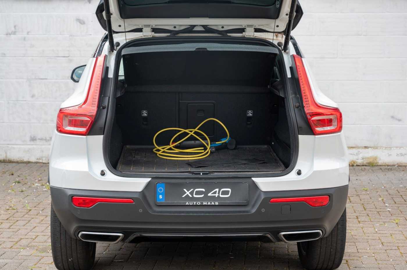 Volvo  R-Design Plug-In Hybrid T5