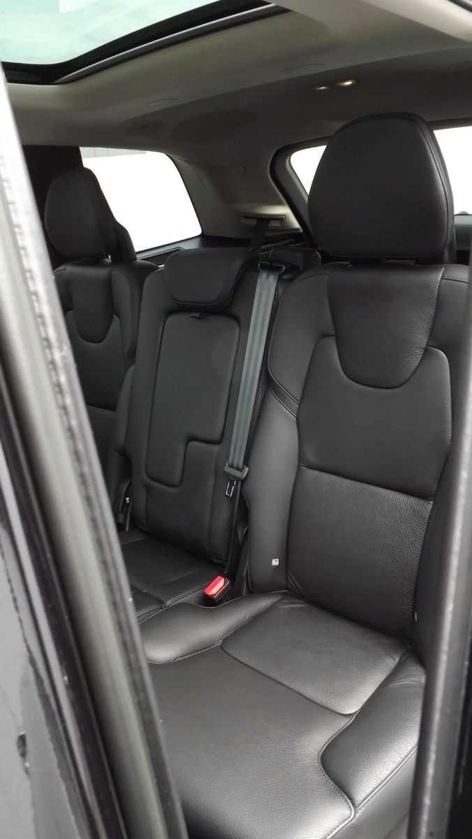 Volvo  B5 Diesel AWD Plus Bright